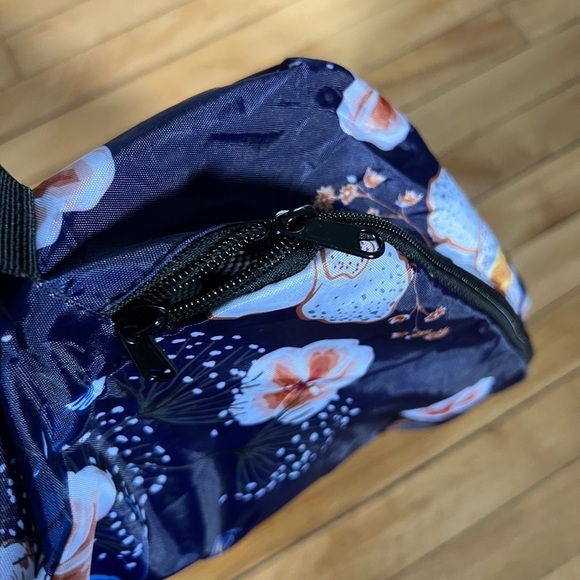 BeeGreen navy blue floral patterned packing cube travel set - Picture 4 of 9